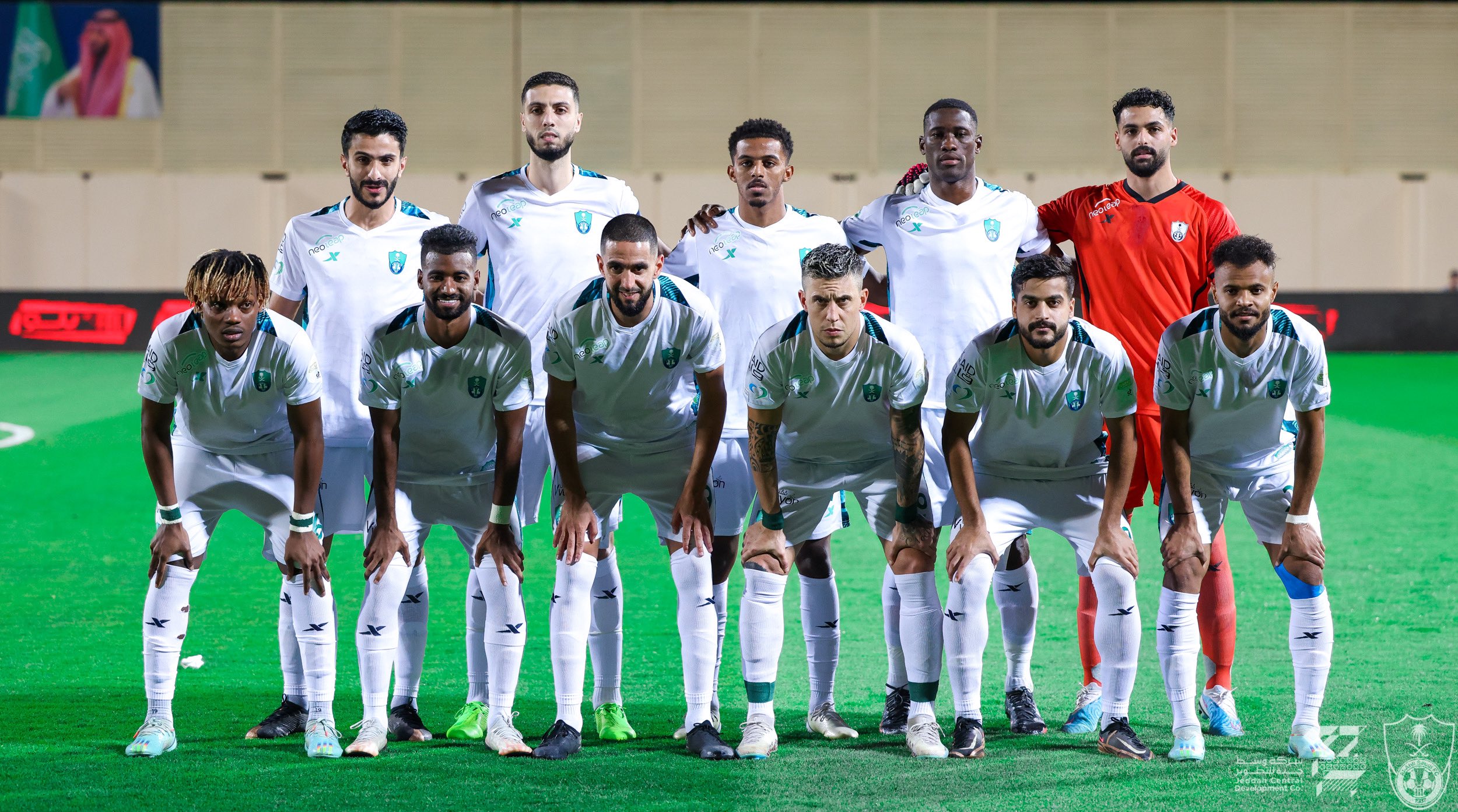 الأهلي السعودي في صدارة الدوري