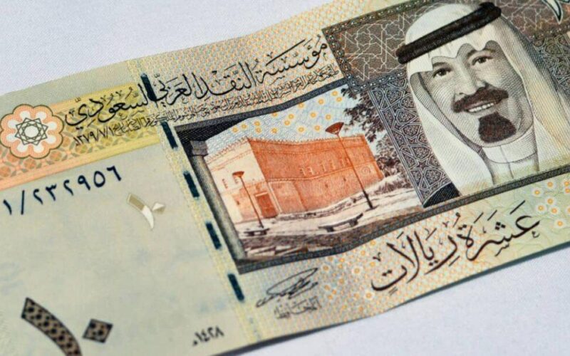 سعر الريال السعودي في الأسواق السوداء