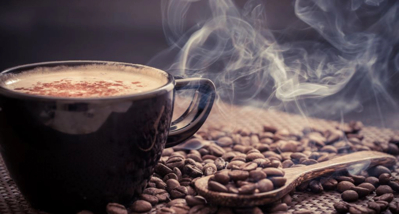 إذاعة مدرسية عن القهوة السعودية جاهزة الفقرات 2024 بالمقدمة والخاتمة