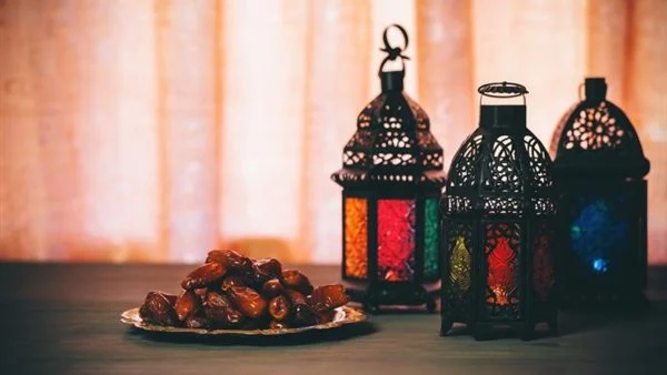 كيف تقضي المرأة الصوم إذا دخل رمضان ولم تقضي ما فات؟